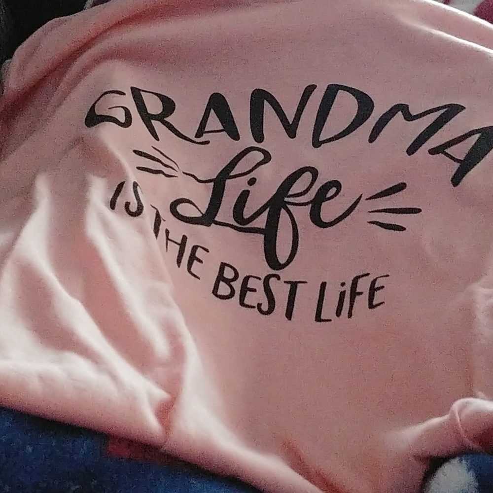 NWOT! Grandma life is the best life tshirt